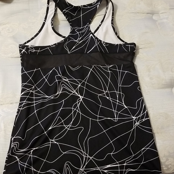 Fabletics Tank - Picture 2 of 2